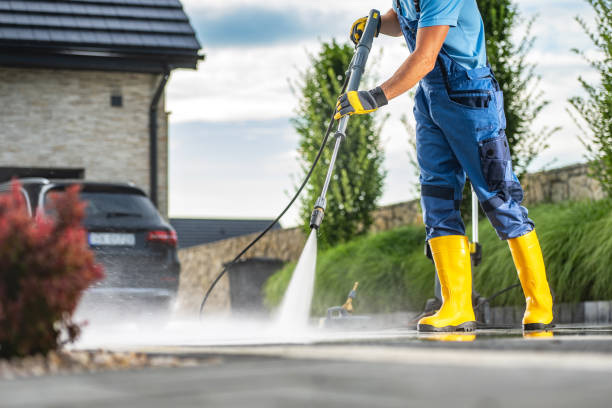 Professional Pressure Washing Services in Brooklyn, WI